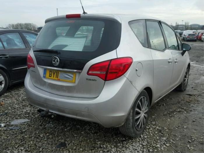 Opel Meriva Mk.II 1.4 Turbo 16V Ecotec Sloopvoertuig (2011, Metallic, Zilver)