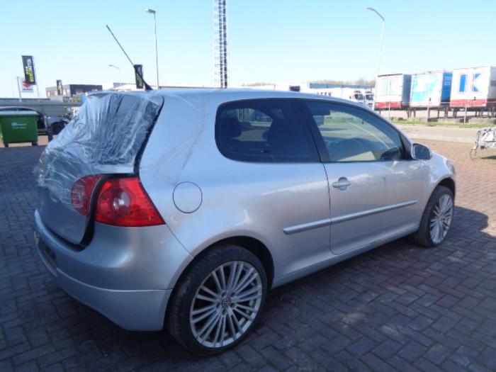 Volkswagen golf 1k1