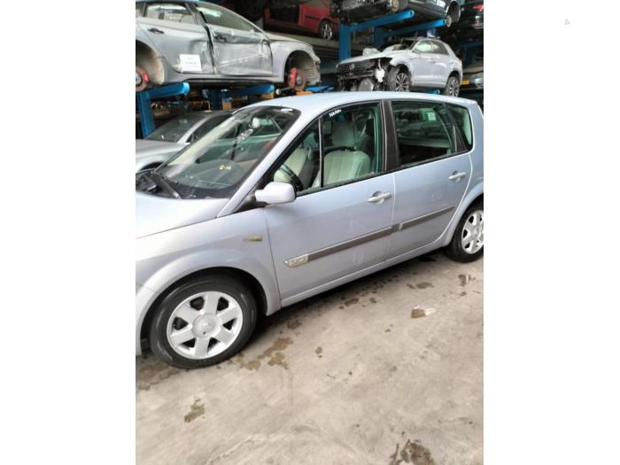 Renault Scenic Sloopvoertuig (2000)