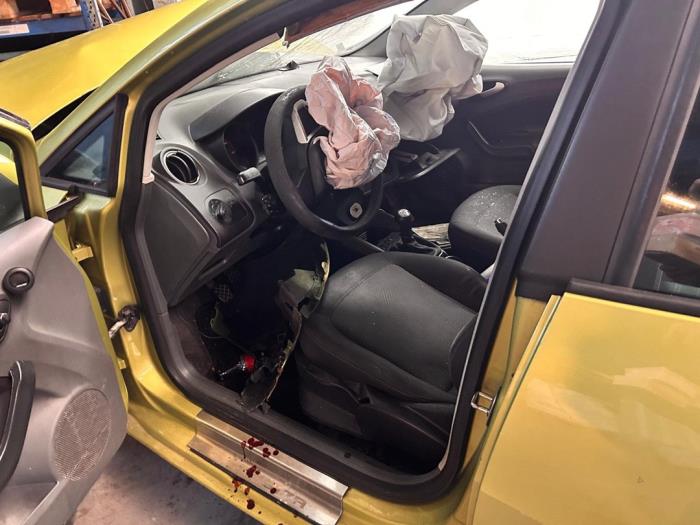 Seat Ibiza IV 1.4 TDI Sloopvoertuig (2009, Geel)