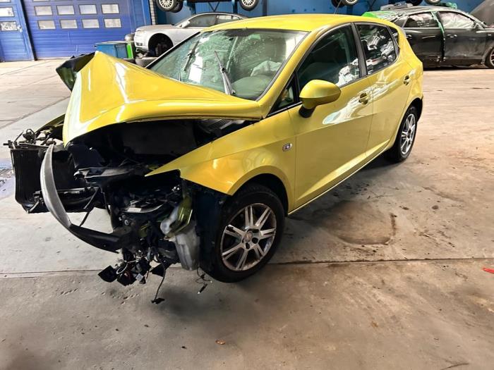 Seat Ibiza IV 1.4 TDI Sloopvoertuig (2009, Geel)