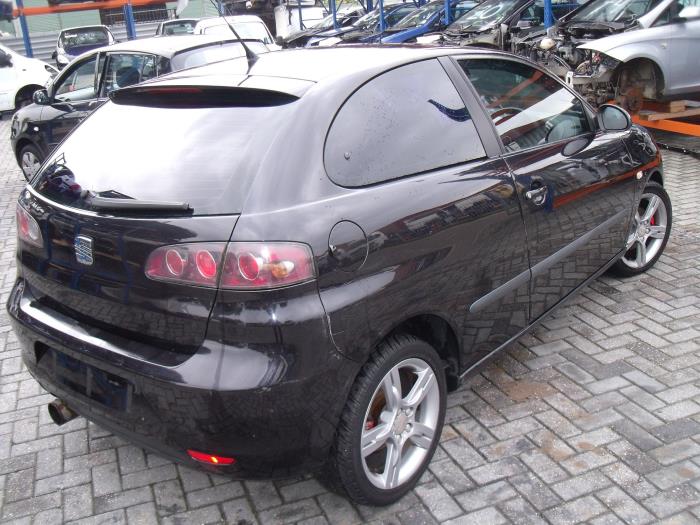 Seat Ibiza III 1.4 16V 100 Sloopvoertuig (2007, Zwart)