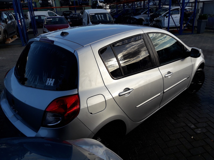 Renault Clio III 1.2 16V 75 Sloopvoertuig (2012, Zilver)