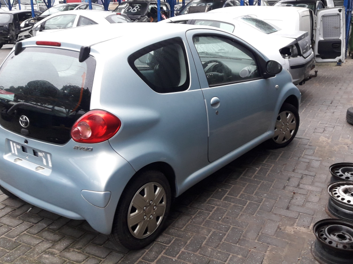 Toyota Aygo 1.0 12V VVT-i Sloopvoertuig (2006, Blauw)