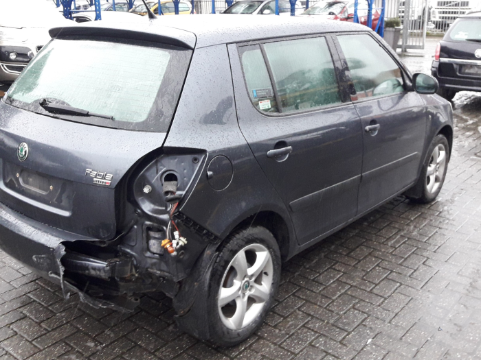 Skoda Fabia II 1.2i 12V Sloopvoertuig (2008, Donker, Grijs)