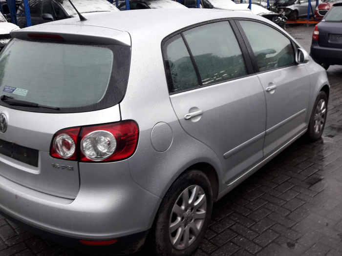 Volkswagen Golf Plus 1.6 FSI 16V Sloopvoertuig (2006, Zilvergrijs)