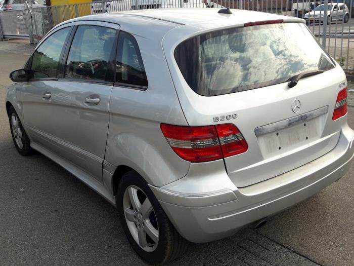 Mercedes B 2.0 B-200 CDI 16V Sloopvoertuig (2007, Zilvergrijs)