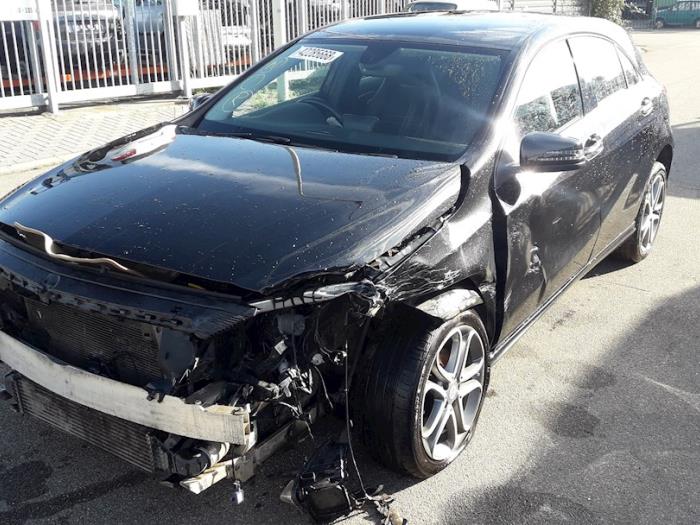 Mercedes A 1.5 A-160 CDI, A-160d 16V Sloopvoertuig (2014, Zwart)