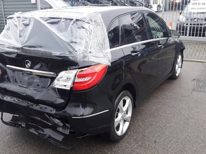 Mercedes B 1.5 B-180 CDI,d 16V Sloopvoertuig (2014, Zwart)