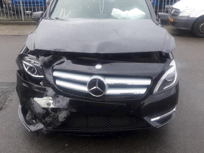Mercedes B 1.5 B-180 CDI,d 16V Sloopvoertuig (2014, Zwart)