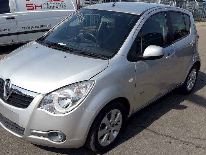 Opel agila b