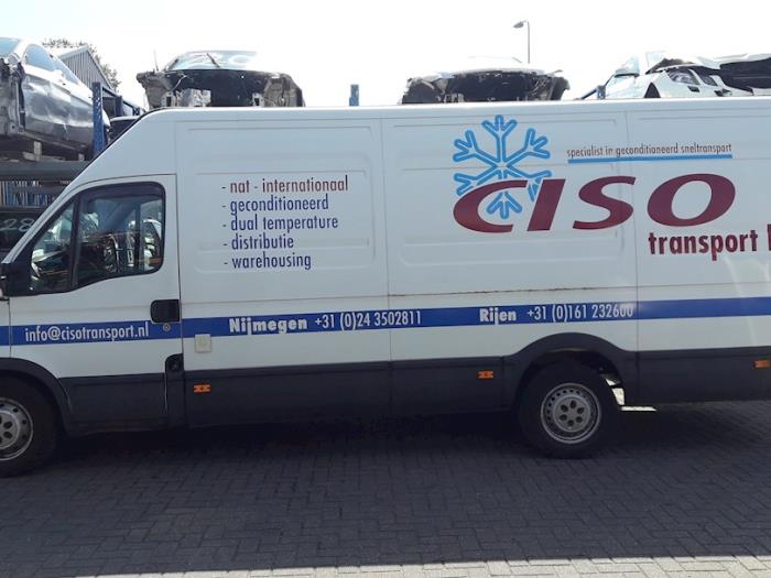 Iveco New Daily IV 35S17W, 35S17WD Sloopvoertuig (2011, Wit)