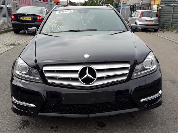 Mercedes C Estate 2.2 C-220 CDI 16V BlueEfficiency Sloopvoertuig (2011, Zwart)