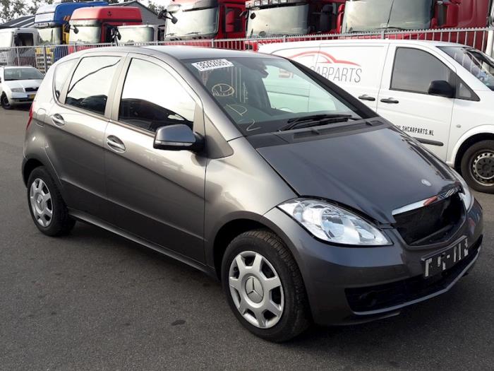 Mercedes A 1.5 A-150 Sloopvoertuig (2009, Grijs)