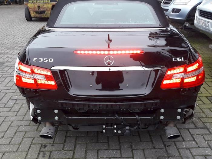 Mercedes E E-350 CGI V6 24V Sloopvoertuig (2010, Zwart)