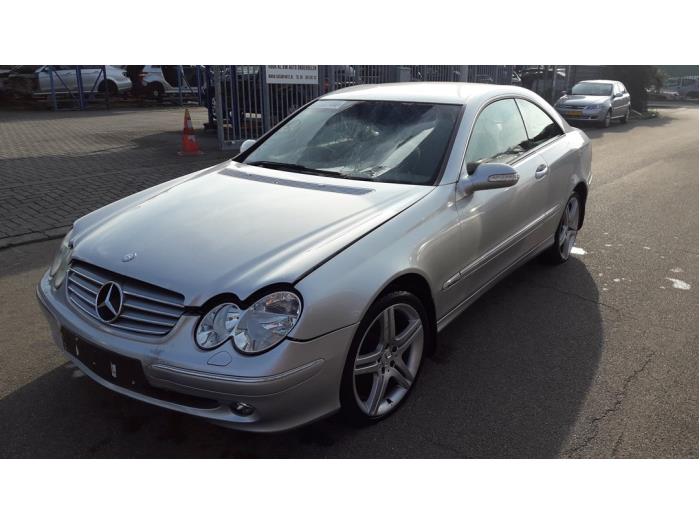 Mercedes CLK 1.8 200 K 16V Sloopvoertuig (2005, Zilvergrijs)