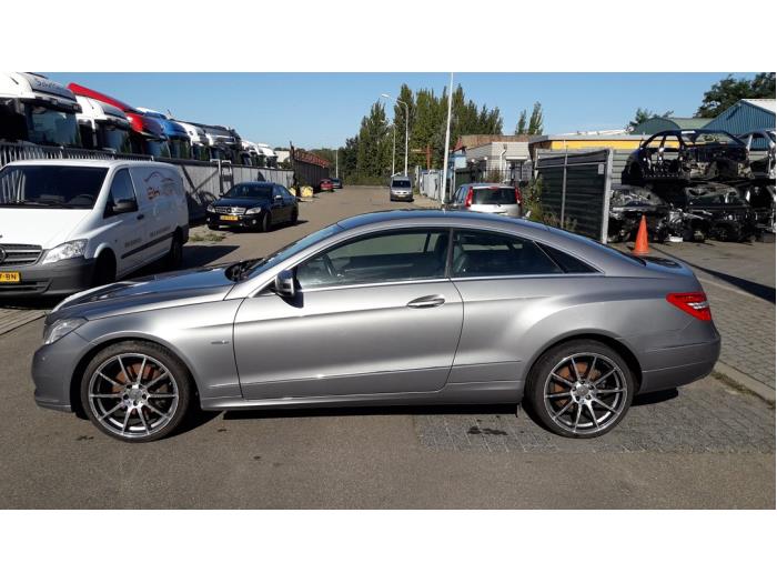 Mercedes E E-250 CDI,BlueTEC,d 16V Sloopvoertuig (2010, Grijs)