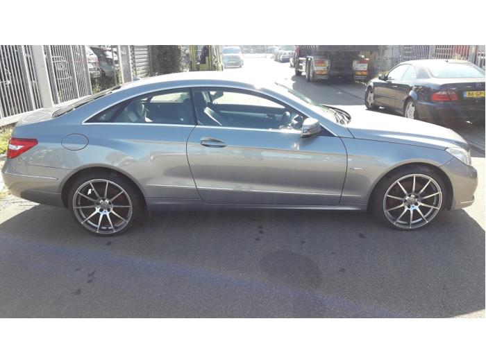 Mercedes E E-250 CDI,BlueTEC,d 16V Sloopvoertuig (2010, Grijs)