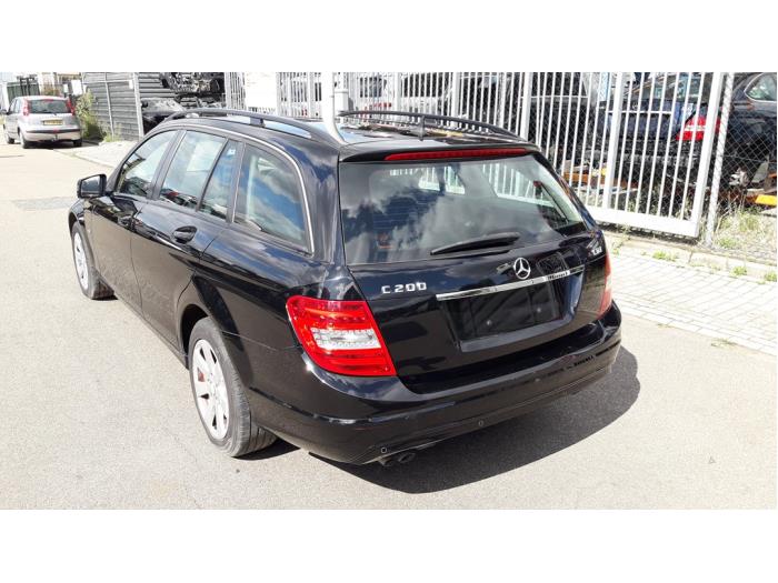 Mercedes C Estate 2.2 C-200 CDI 16V BlueEFFICIENCY Sloopvoertuig (2011, Zwart)