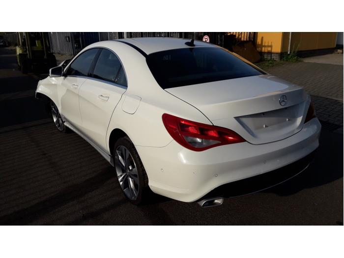 Mercedes CLA 1.6 CLA-180 16V Sloopvoertuig (2013, Wit)