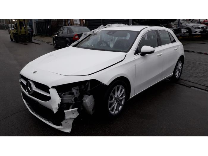 Mercedes A 1.5 A-180d Sloopvoertuig (2019, Wit)