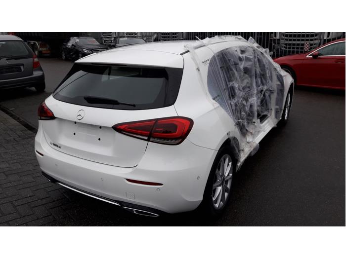 Mercedes A 1.5 A-180d Sloopvoertuig (2019, Wit)