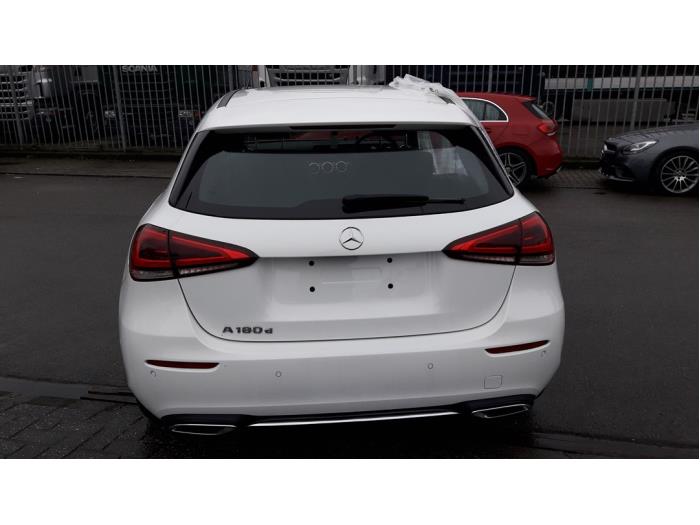 Mercedes A 1.5 A-180d Sloopvoertuig (2019, Wit)