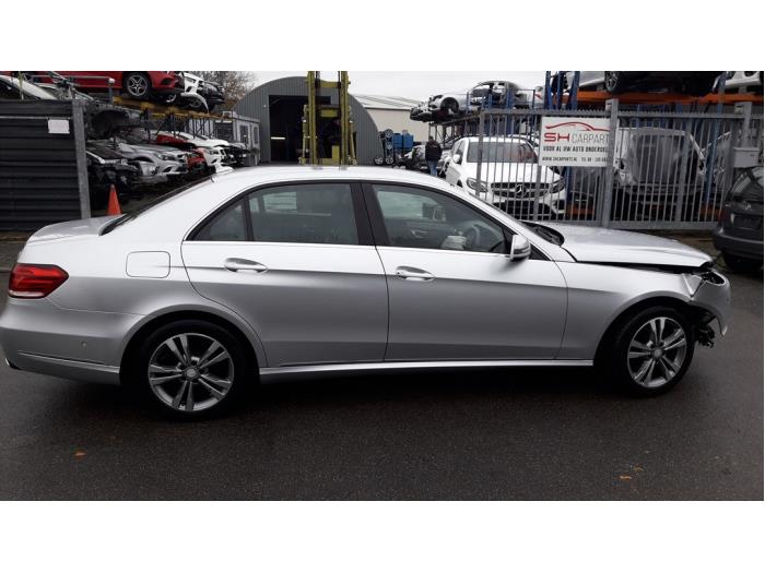 Mercedes E E-220 CDI 16V BlueEfficiency Sloopvoertuig (2013, Zilvergrijs)