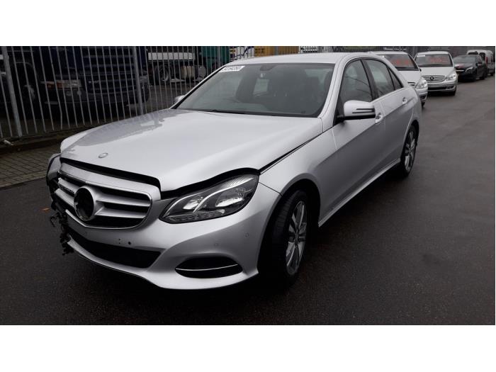 Mercedes E E-220 CDI 16V BlueEfficiency Sloopvoertuig (2013, Zilvergrijs)