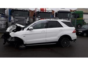 Mercedes ML III 3.0 ML-350 BlueTEC V6 24V 4-Matic Sloopvoertuig (2014, Wit)