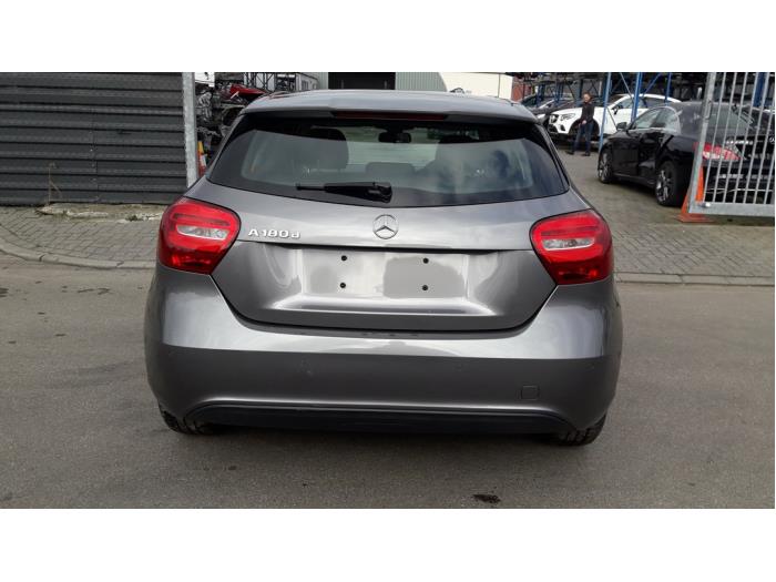 Mercedes A 1.5 A-180 CDI, A-180d 16V Sloopvoertuig (2017, Grijs)