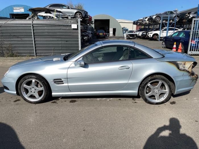 Mercedes SL 3.7 SL-350 V6 18V Sloopvoertuig (2004, Zilvergrijs)