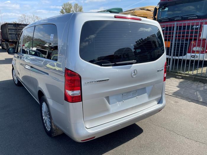 Mercedes Vito Tourer 2.2 119 CDI 16V BlueTEC Sloopvoertuig (2019, Zilvergrijs)