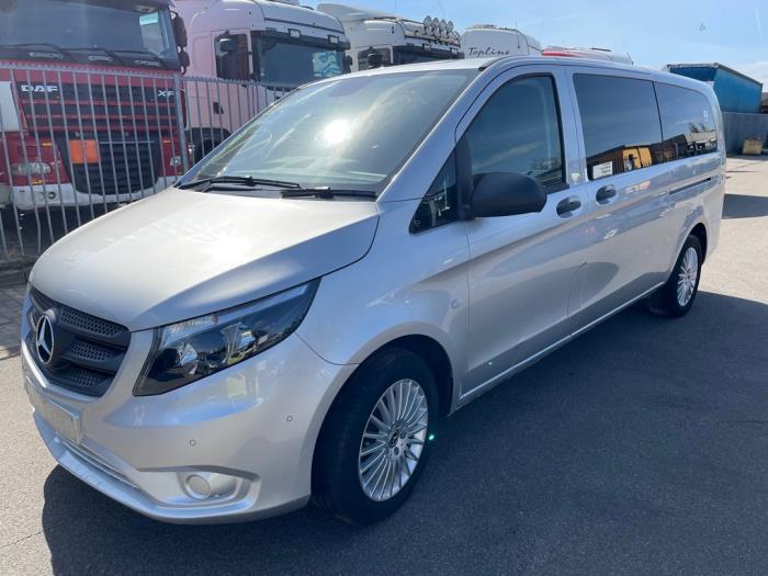 Mercedes Vito Tourer 2.2 119 CDI 16V BlueTEC Sloopvoertuig (2019, Zilvergrijs)