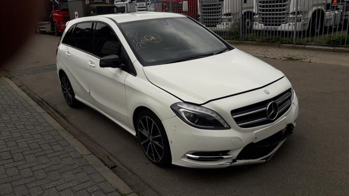 Mercedes B 1.5 B-180 CDI,d 16V Sloopvoertuig (2014, Wit)