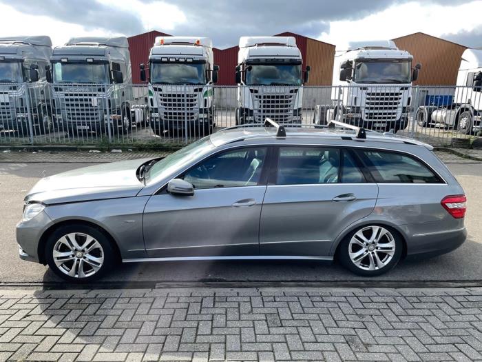 Mercedes E Estate E-250 CDI 16V BlueEfficiency,BlueTEC Sloopvoertuig (2010, Grijs)