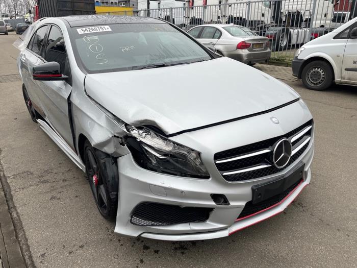 Mercedes A 2.2 A-200 CDI, A-200d 16V Sloopvoertuig (2014, Zilvergrijs)