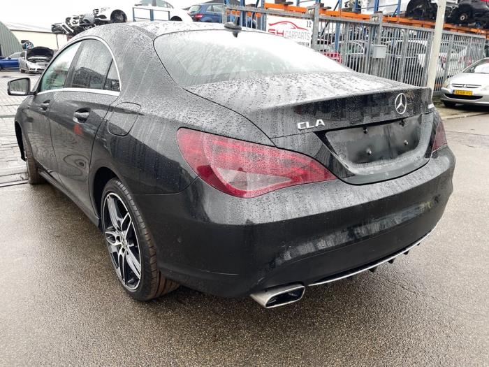 Mercedes CLA 1.6 CLA-180 16V Sloopvoertuig (2013, Zwart)
