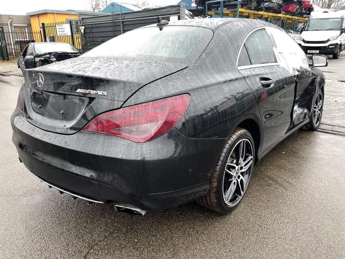 Mercedes CLA 1.6 CLA-180 16V Sloopvoertuig (2013, Zwart)