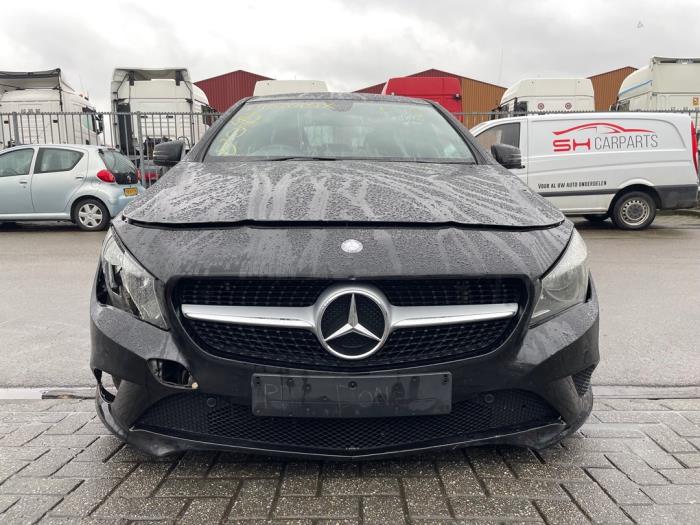 Mercedes CLA 1.6 CLA-180 16V Sloopvoertuig (2013, Zwart)