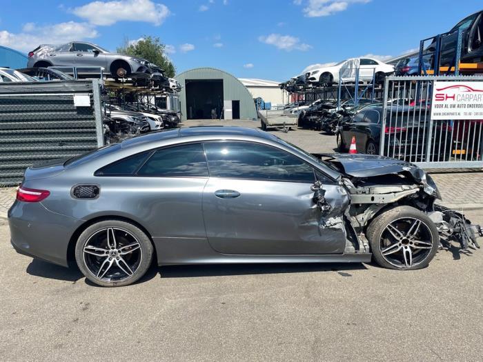 Mercedes E E-220d 2.0 Turbo 16V Sloopvoertuig (2017, Grijs)