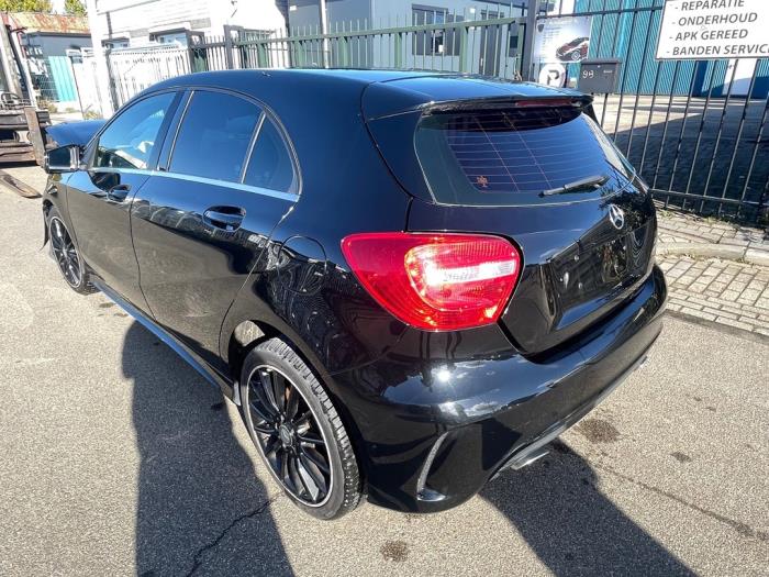 Mercedes A 2.2 A-220 CDI 16V Sloopvoertuig (2015, Zwart)