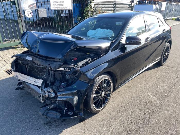 Mercedes A 2.2 A-220 CDI 16V Sloopvoertuig (2015, Zwart)