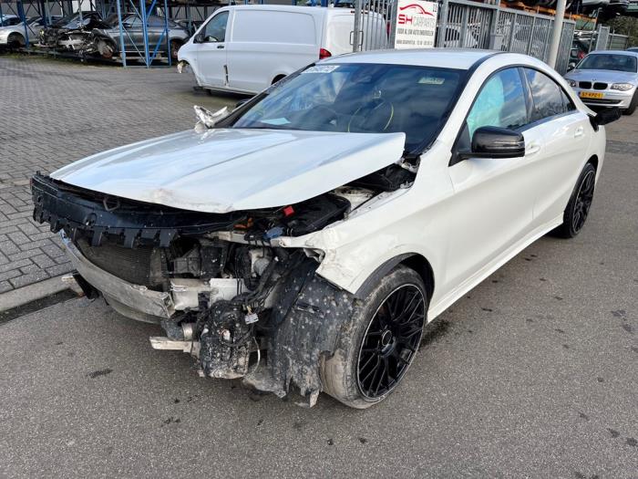 Mercedes CLA 2.2 CLA-200 CDI, 200 d 16V Sloopvoertuig (2015, Wit)