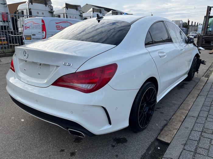 Mercedes CLA 2.2 CLA-200 CDI, 200 d 16V Sloopvoertuig (2015, Wit)