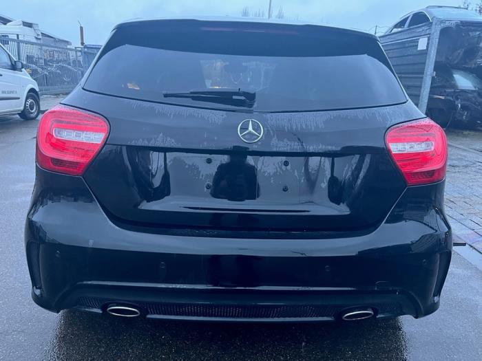 Mercedes A 1.5 A-180 CDI, A-180d 16V Sloopvoertuig (2014, Zwart)