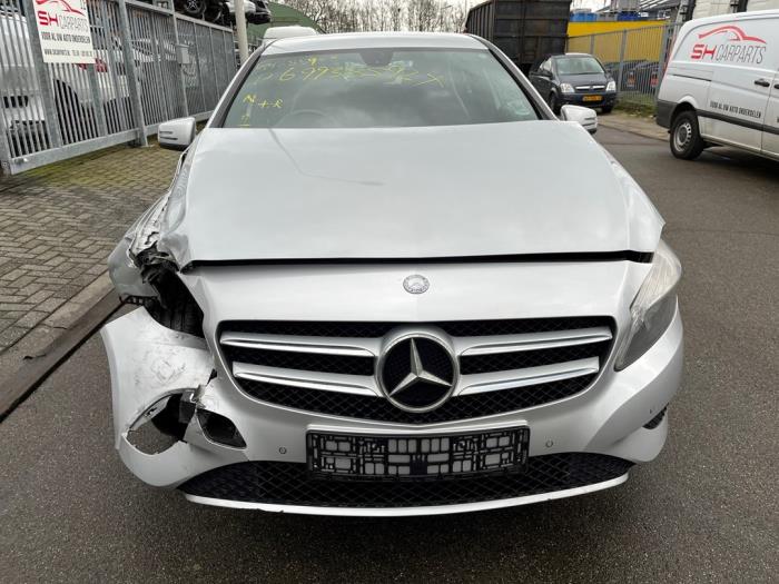 Mercedes A 1.8 A-180 CDI 16V Autom. Sloopvoertuig (2012, Zilvergrijs)