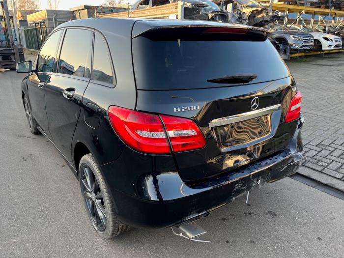 Mercedes B 1.8 B-200 CDI BlueEFFICIENCY 16V Sloopvoertuig (2014, Zwart)