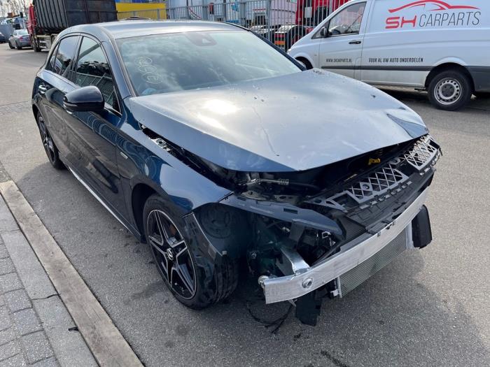 Mercedes A 1.3 A-200 Turbo 16V Sloopvoertuig (2021, Blauw)