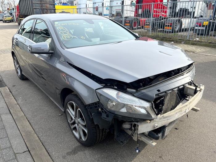 Mercedes A 1.6 A-180 16V Sloopvoertuig (2012, Grijs)